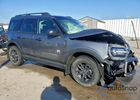 2021 Ford Bronco Sport Big Bend z USA, uszkodzony, nr VIN 3FMCR9B62MRA29252